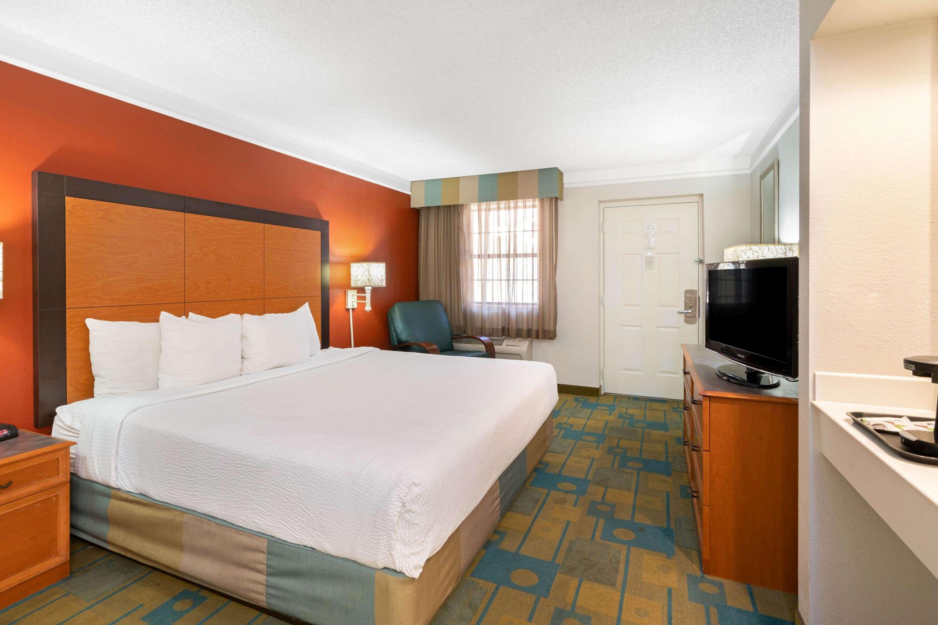 La Quinta Inn By Wyndham Phoenix Sky Harbor Airport Темпе Экстерьер фото