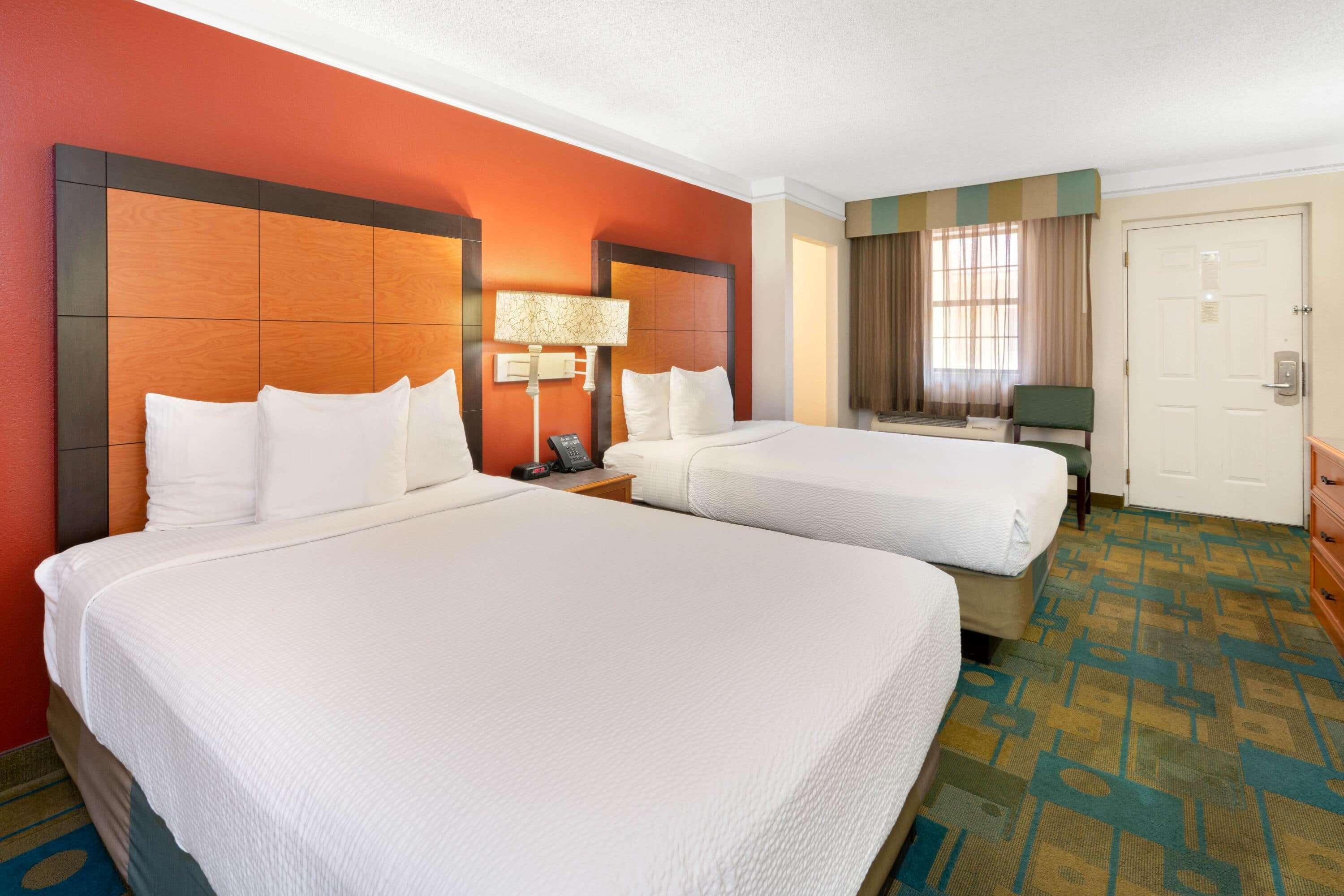 La Quinta Inn By Wyndham Phoenix Sky Harbor Airport Темпе Экстерьер фото