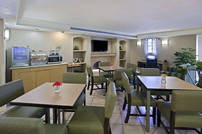 La Quinta Inn By Wyndham Phoenix Sky Harbor Airport Темпе Экстерьер фото
